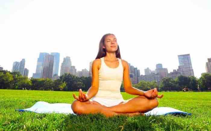 How to Meditate for a Stress-Free Life: 8 Key Practices