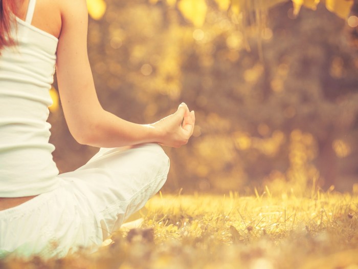 How to Meditate for Reducing Stress and Recharging Your Energy