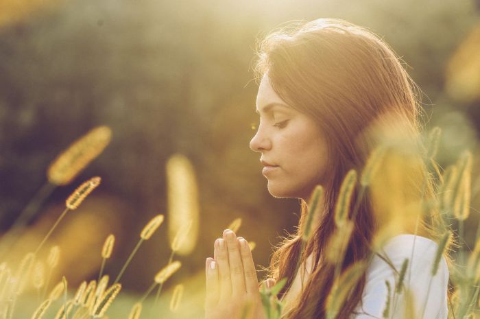 How to Meditate for Finding Inner Peace in a Busy Life